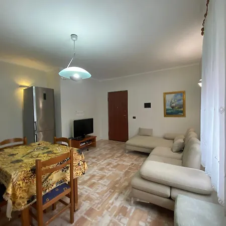 Apartment Breezy Retreat *