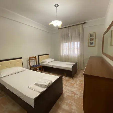 Breezy Retreat Apartment Durrës