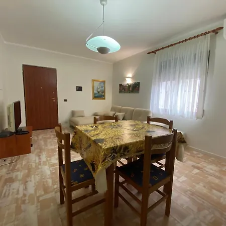 Breezy Retreat Apartment Durrës